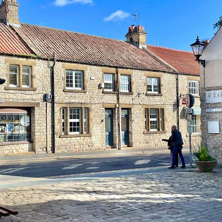 The Old Post Office - Central Helmsley With Parking מראה חיצוני תמונה