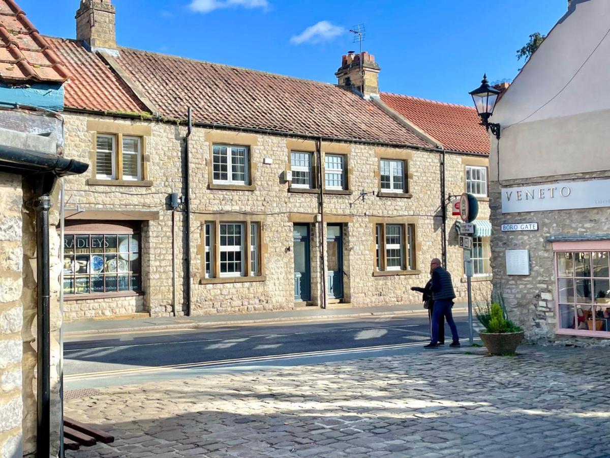 The Old Post Office - Central Helmsley With Parking מראה חיצוני תמונה